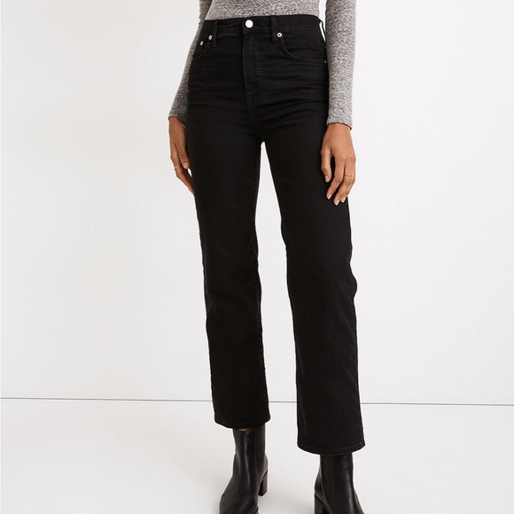 Slim Wide-Leg Jeans in Lunar Wash - Picture 5 of 5